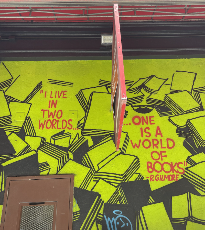 Mural+featuring+Gilmore+Girls+Quote+at+Strand+Bookstore%2C+New+York+City.++