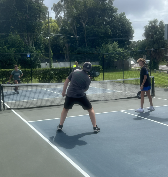 The Pickleball Club meets once a week (alternating Wed and Thurs) at the Crescent Lake courts to play.